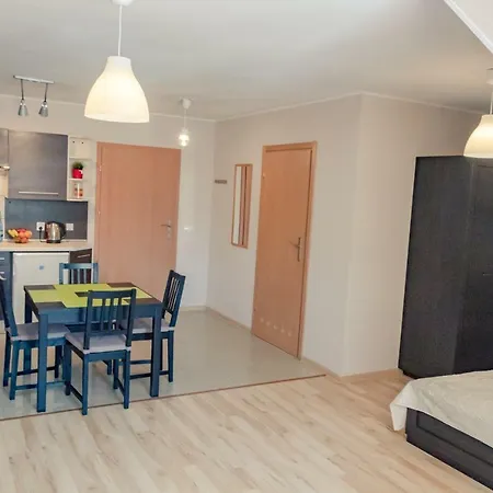 Maritima * 库瑞尼卡慕斯卡